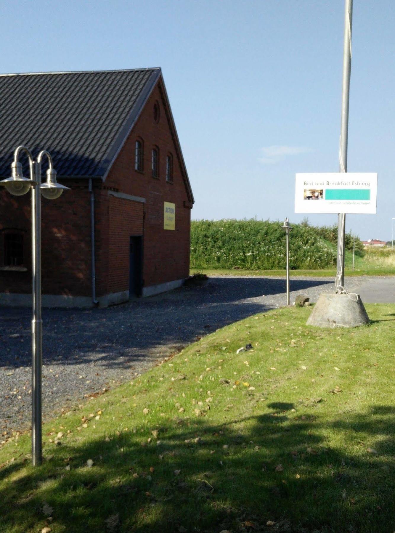 Bb Esbjerg Bed & Breakfast Exterior foto
